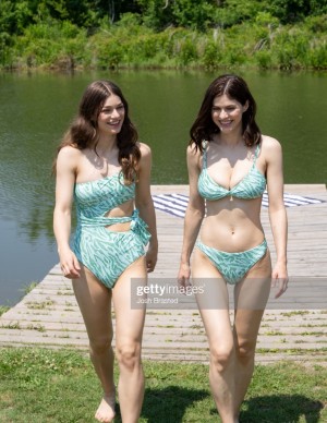 photos Alexandra Daddario