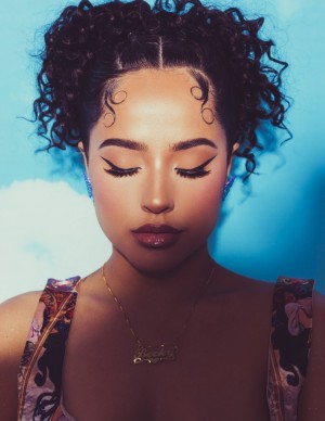photos Becky G