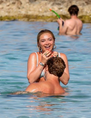 photos Florence Pugh