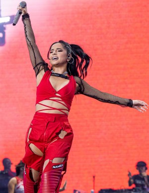 photos Becky G