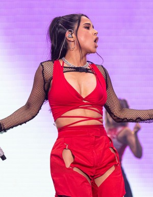 photos Becky G