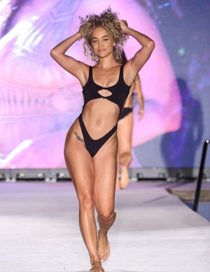 photos Jasmine Sanders