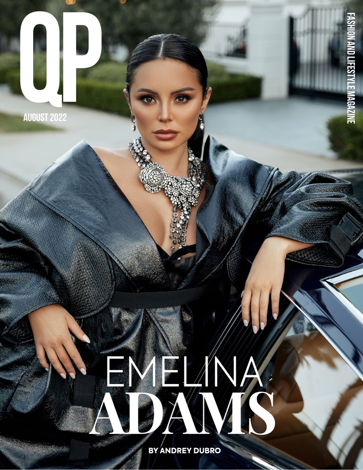 Emelina Adams dans QP Magazine