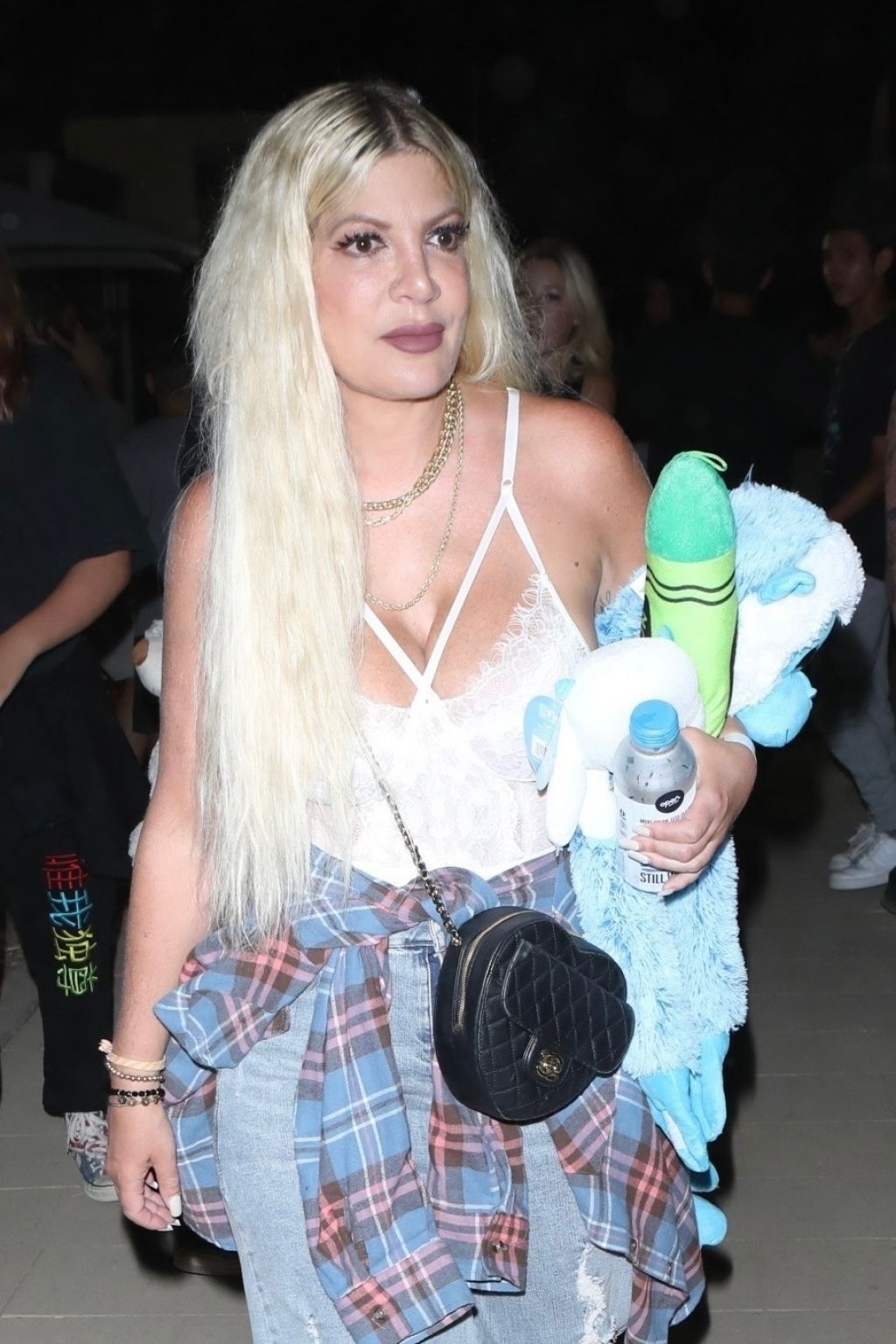 Tori Spelling en soirée à Malibu