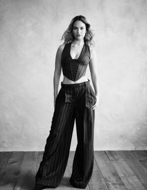 photos Lily James