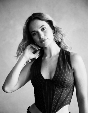 photos Lily James