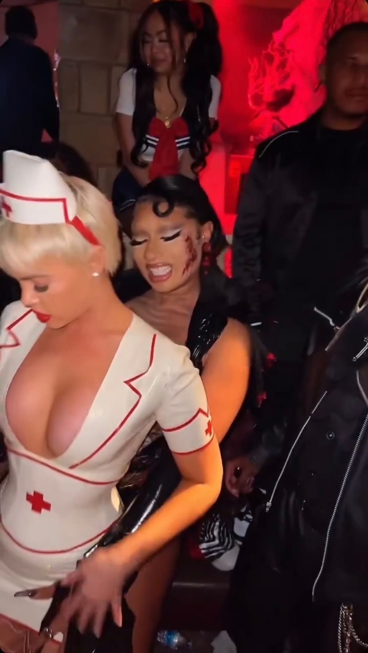 Megan Thee Stallion et Ashley Martelle en soirée Halloween à Los Angeles