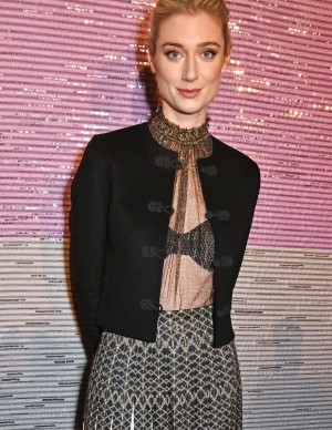 Elizabeth Debicki au défilé Christian Dior à la Paris Fashion Week