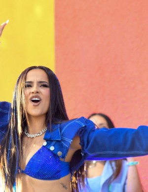 photos Becky G