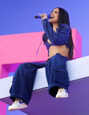 photos Becky G