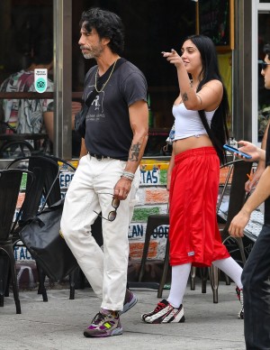 photos Lourdes Leon