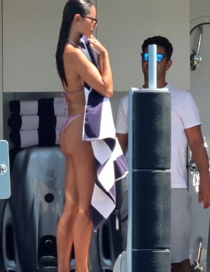 photos Eiza Gonzalez