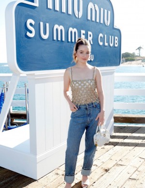 photos Kaitlyn Dever