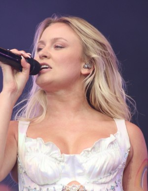 photos Zara Larsson