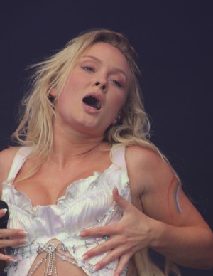 photos Zara Larsson