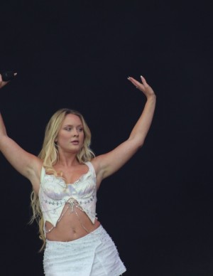 photos Zara Larsson