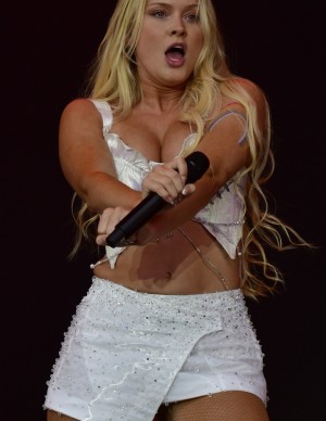 photos Zara Larsson