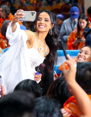 photos Becky G