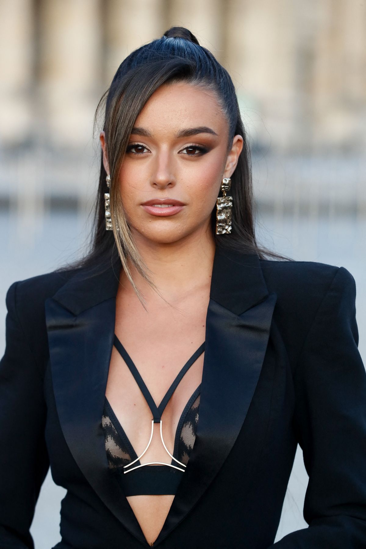 Marta Diaz jolie en shooting pour Lancome à Paris