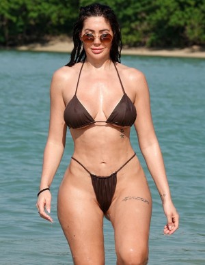 photos Chloe Ferry
