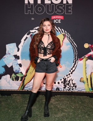 photos Sammi Hanratty