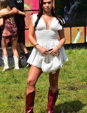 photos Arabella Chi