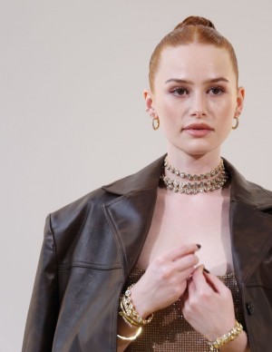 photos Madelaine Petsch