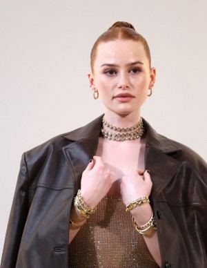 photos Madelaine Petsch
