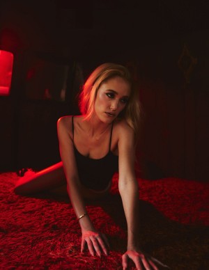 photos Maika Monroe