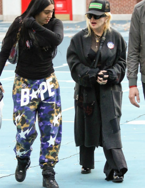 photos Lourdes Leon