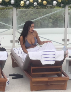 photos Maya Jama 