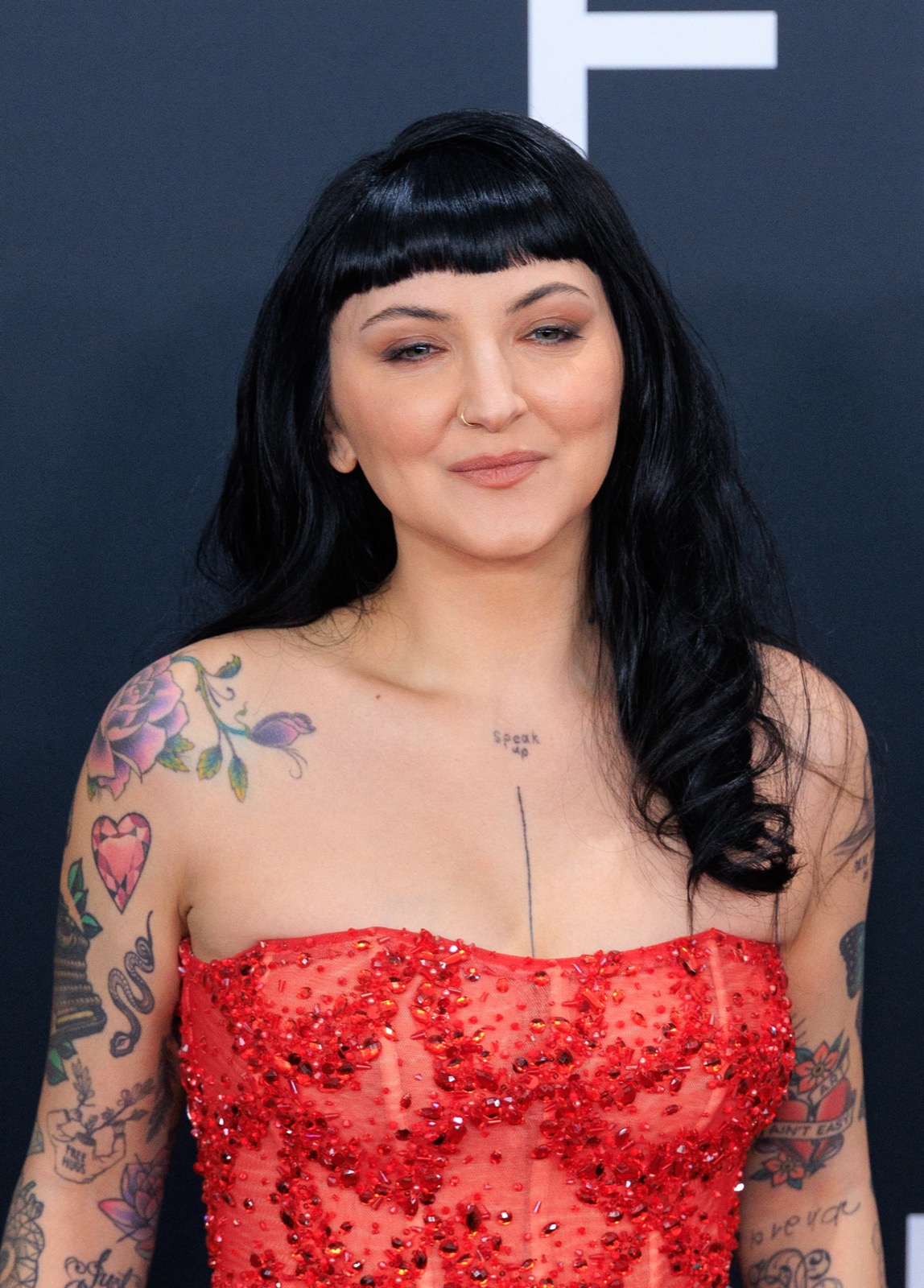 Julia Michaels : La sirène rouge des Grammys 2025 à L.A 