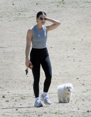 photos Lucy Hale