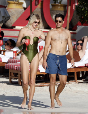 photos Devon Windsor