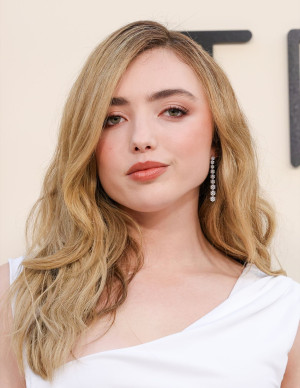 photos Peyton Roi List