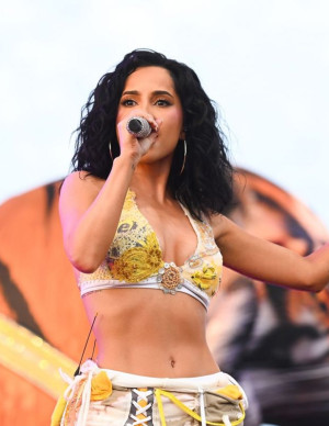 photos Becky G