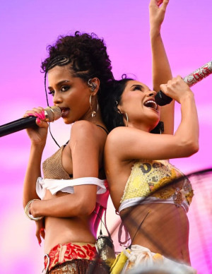 photos Becky G