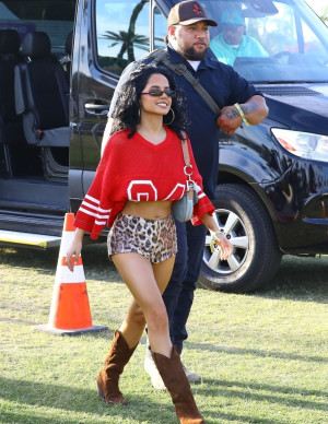 photos Becky G
