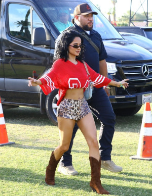 photos Becky G