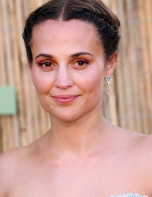 photos Alicia Vikander