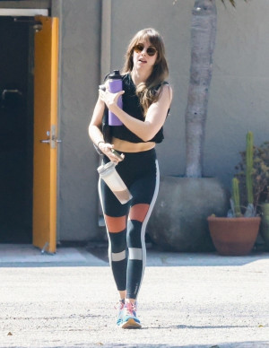 photos Alison Brie