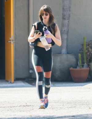 photos Alison Brie