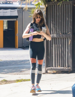photos Alison Brie