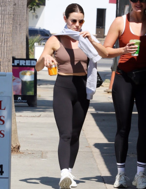 photos Lucy Hale