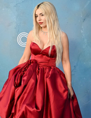 photos Ava Max