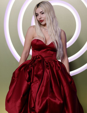 photos Ava Max