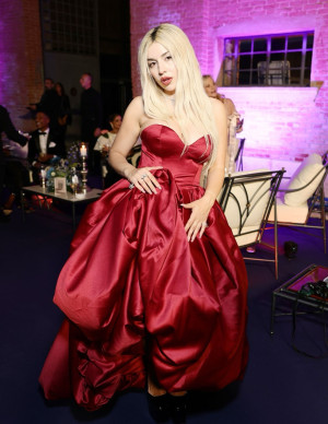 photos Ava Max