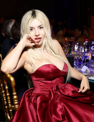 photos Ava Max