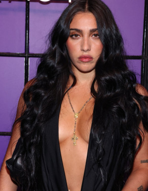 photos Lourdes Leon