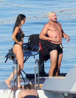 photos Nina Dobrev
